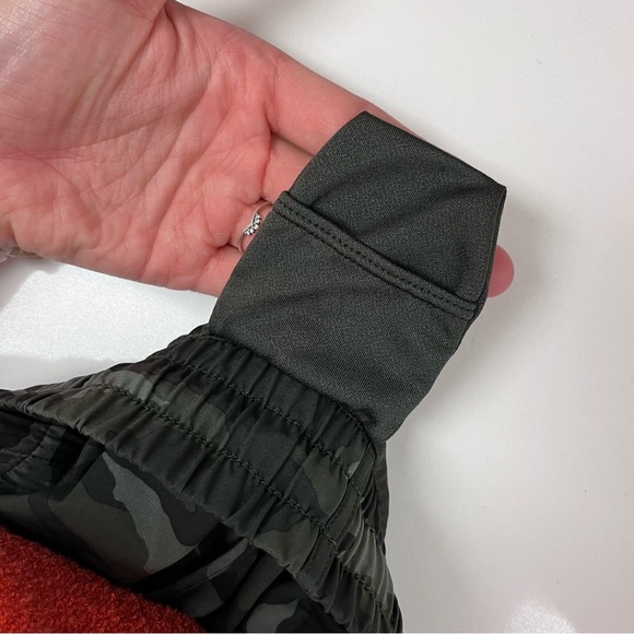 Athleta Camo Mesh Racer Running Speed Shorts 4" Lined Zipper Pocket Athleisure - Picture 10 of 10